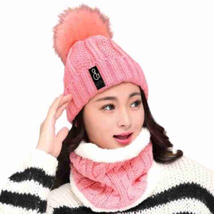 Ladies Winter Cap 2-Piece SetLadies Winter Cap 2-Piece Set